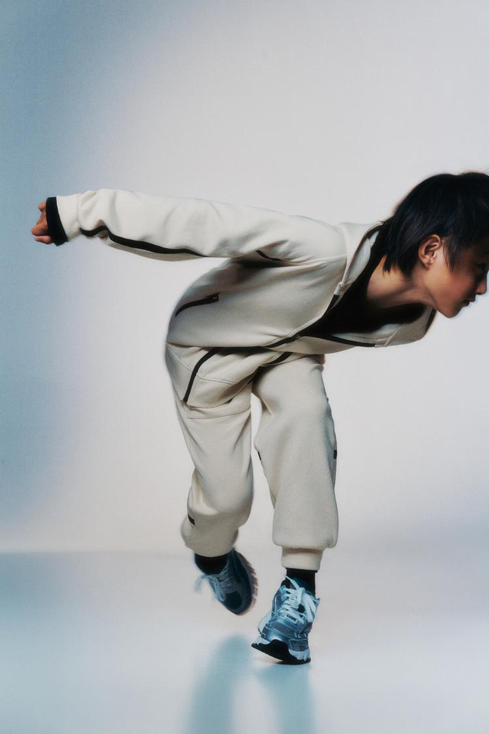 ZARA СПОРТИВНЫЕ БРЮКИ-ДЖОГГЕРЫ ИЗ INTERLOCK, ЭКРЮ