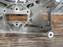 Кронштейн КПП траверса Audi A4 (B9) 15-нв Б/У Оригинал 8W0399262AP