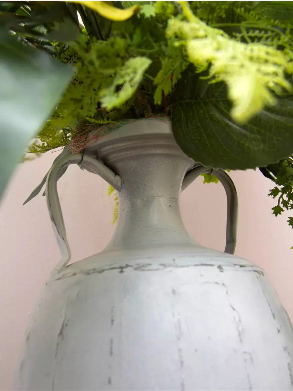 Композиция в напольной вазе "Орхидея"