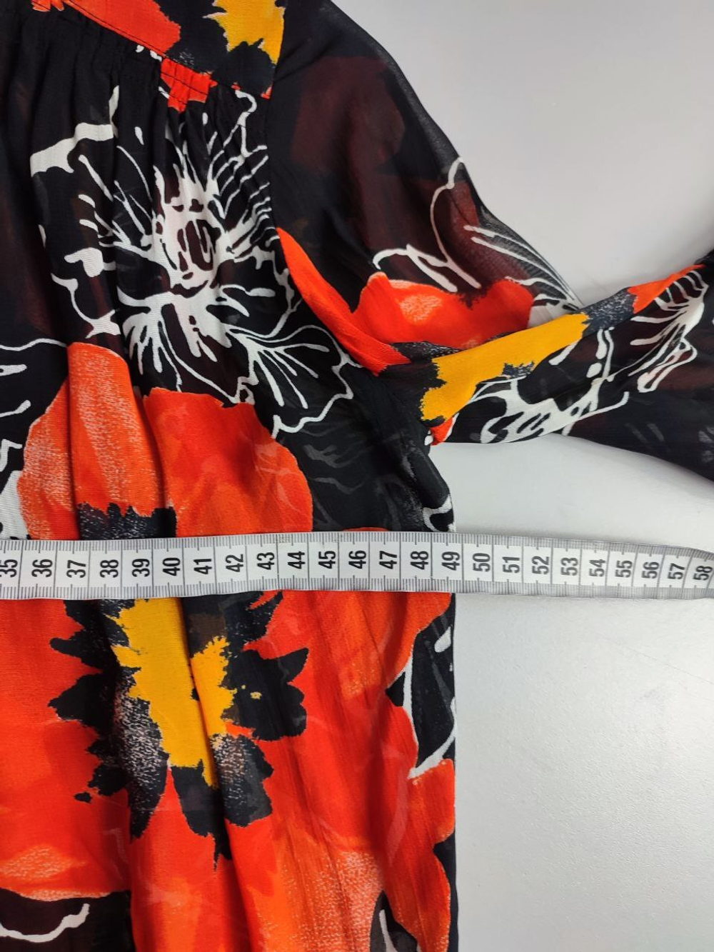 Блузка яркая 46 размер