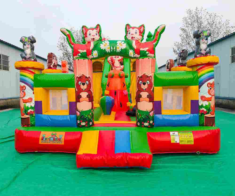 Коммерческий надувной батут «Лесная команда», 10*5*5 м