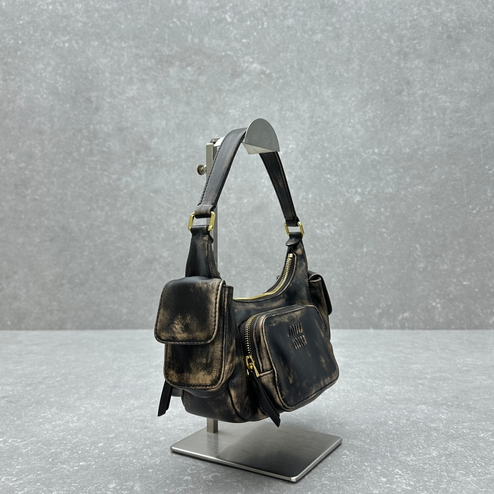 Miu Miu Leather Pocket Bag 21 cm