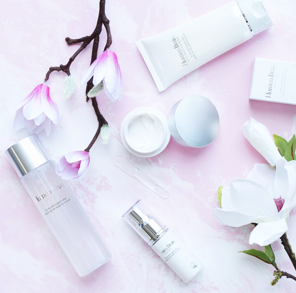 Пенка для умывания с ионизированной гиалуроновой кислотой Homeo Beau Moist Washing Foam