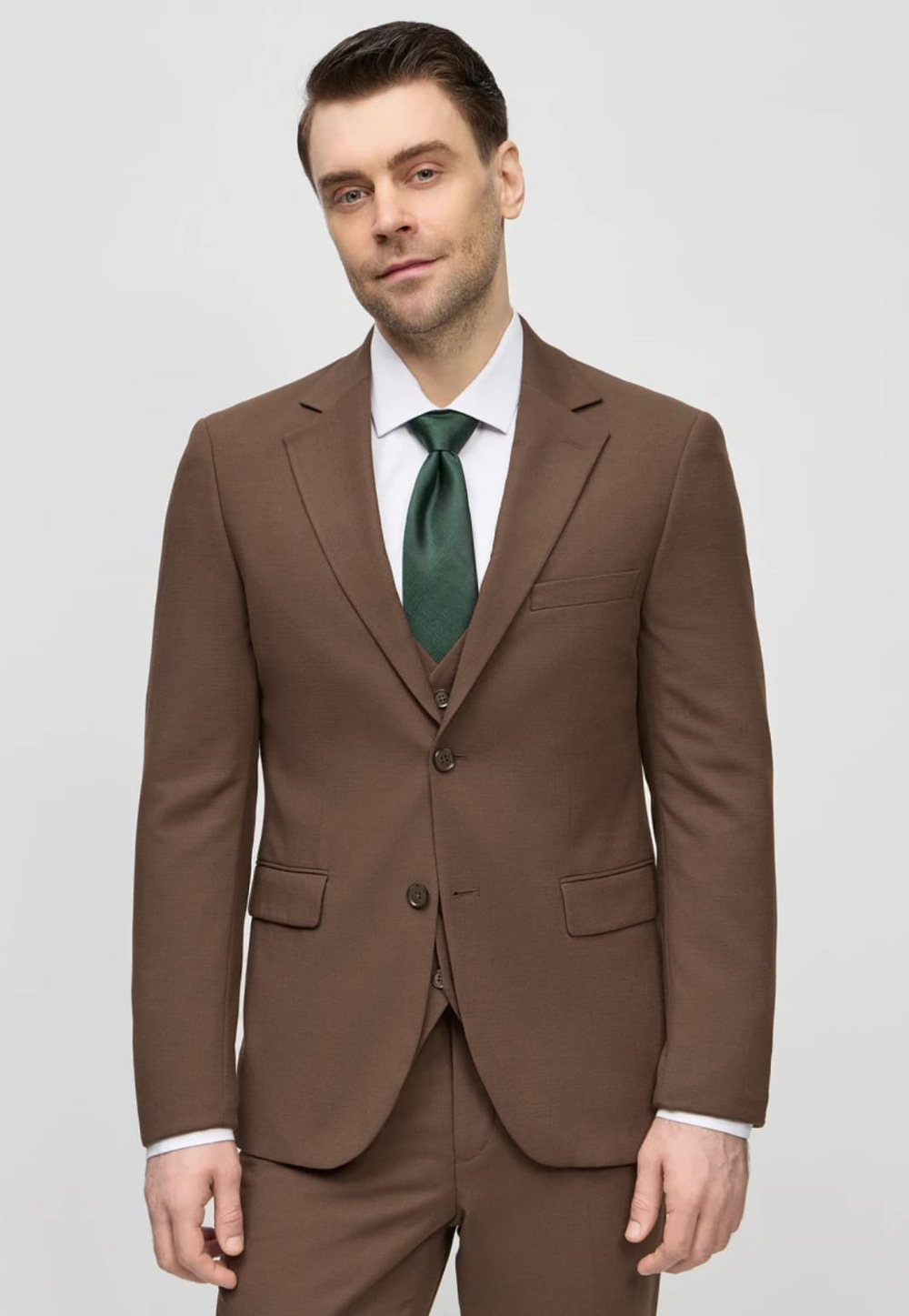 Мужской классический костюм (коричневый) В74