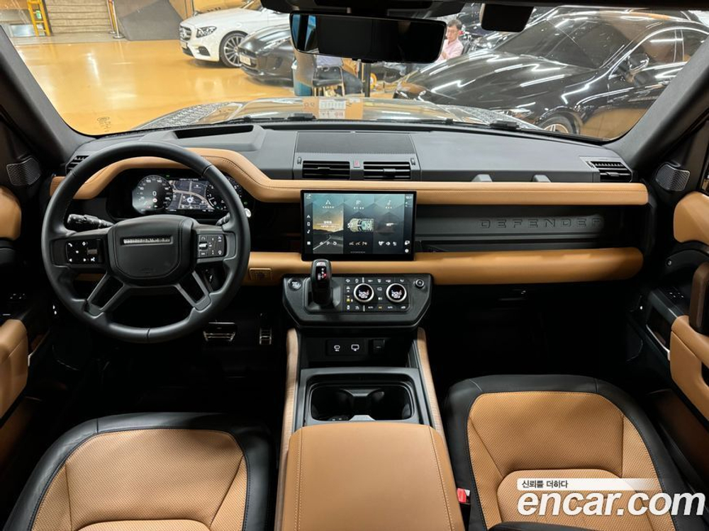 Land Rover Defender (L663) 110 P400 X (08.2023)