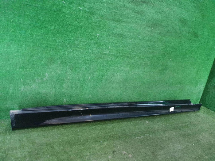 Накладка порога правая Mercedes GLE V167 (2018-н.в.) AMG