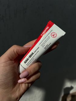 Обновляющий крем с комплексом кислот Medi-Peel AHA BHA 28 Days Hyal Cream 30 мл.