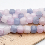 Кварц тонированный бусины, куб с огранкой, размер около 6,8-7,2 мм, цена за 13-14 шт (1/4 нити)