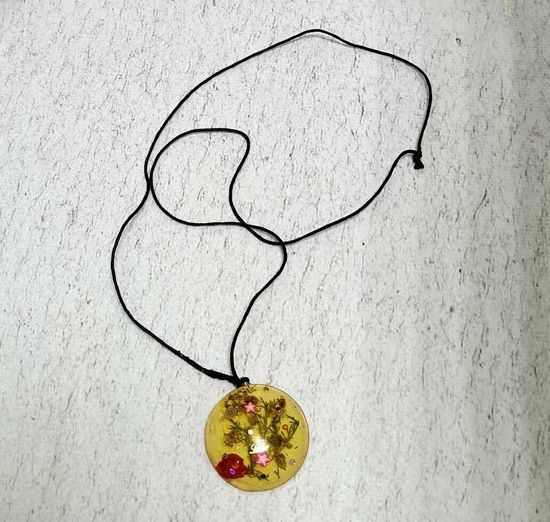 Кулон  с сухоцветами