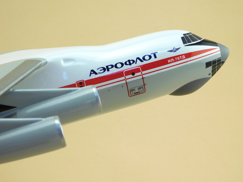 Модель самолета Ил-76ТД (М1:100, Аэрофлот полярный)