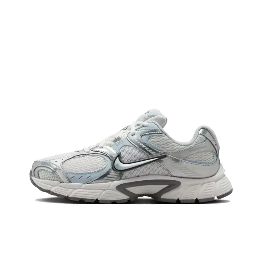 Женские кроссовки Nike V5 RNR 'Summit White Blue Tint' HQ7901-103