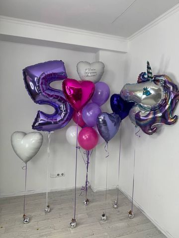 Единорог с сердечками