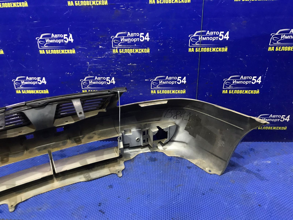 Бампер передний NISSAN SUNNY 2002-2004