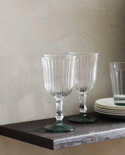 ZARA HOME БОКАЛ ДЛЯ ВИНА С РЕЛЬЕФНЫМ ДИЗАЙНОМ