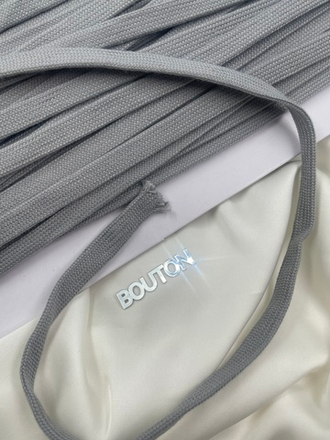 Шнур плоский серый метражом 12 мм