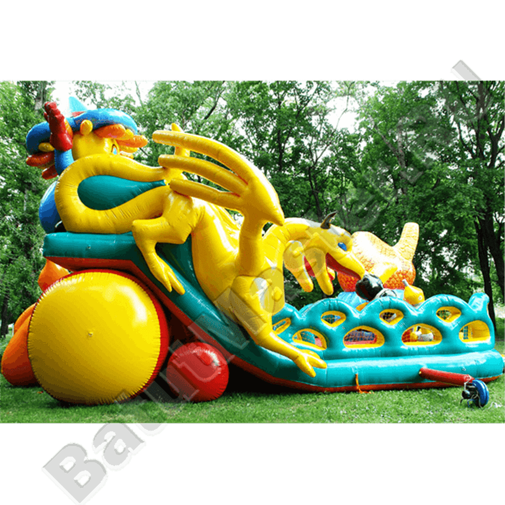 Большой надувной батут-горка "Гости города"