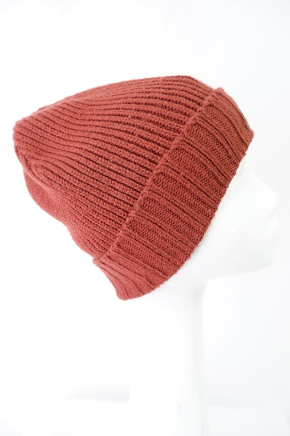 Шапка модная