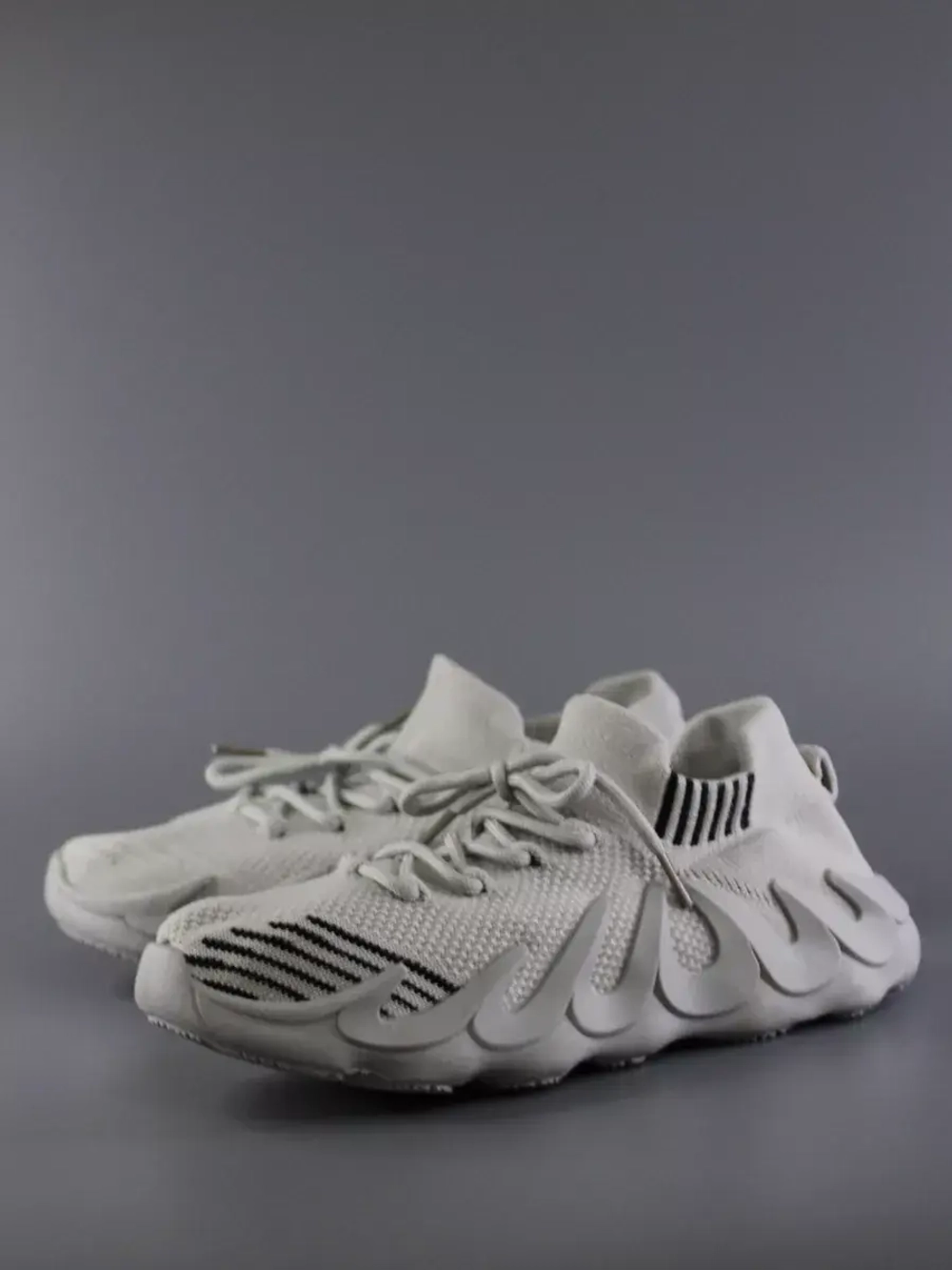 Кроссовки Изики детские - Yeezy boost- светло-серые