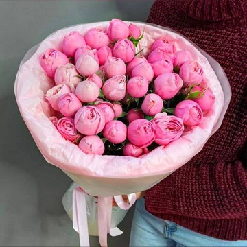 Букет из 11 кустовых пионовидных роз сорта "Силва Пинк"