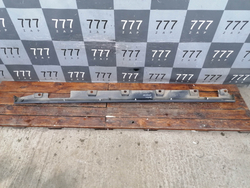 Накладка порога правого Haval Jolion 24-нв Б/У Оригинал 5006800XST01B