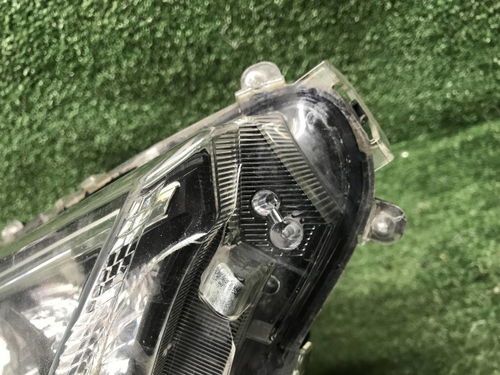 Фара правая Toyota RAV4 5 XA50 (18-нв) LED