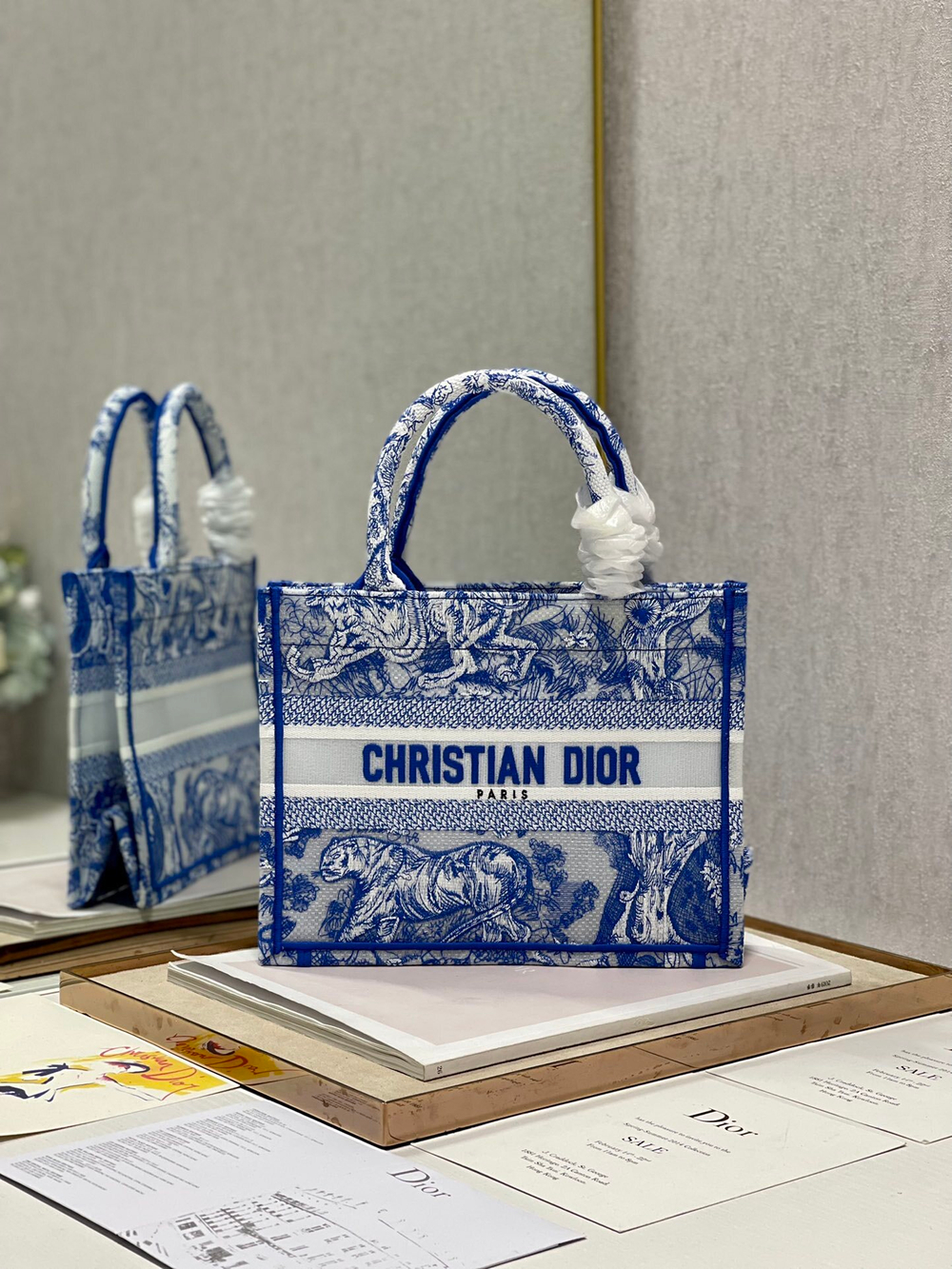 Christian Dior Book Tote 26 cm