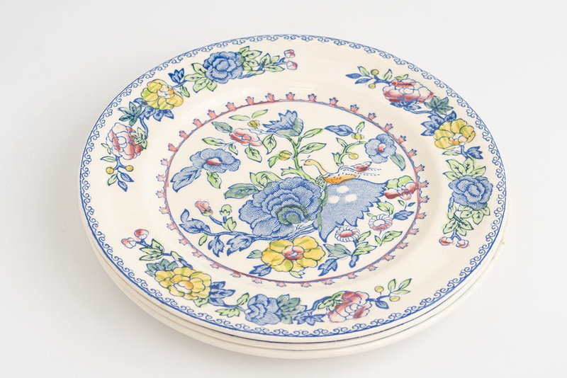 Три десертные тарелки из сервиза «Regency»