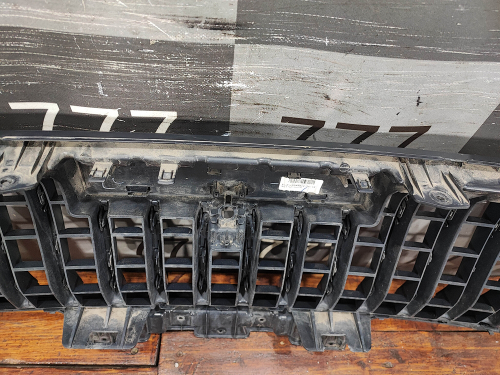 Решетка радиатора Haval Jolion 24-нв Б/У Оригинал 5509135XST13A