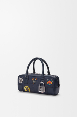 Loewe Укороченная сумка Cats Amazona 23 из вышитой джинсовой ткани, синий