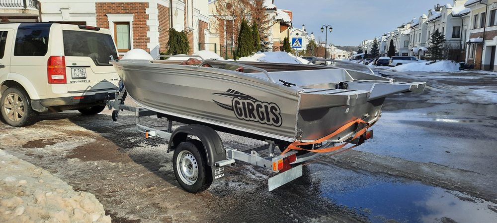 Алюминиевые моторные лодки GIRGIS 440