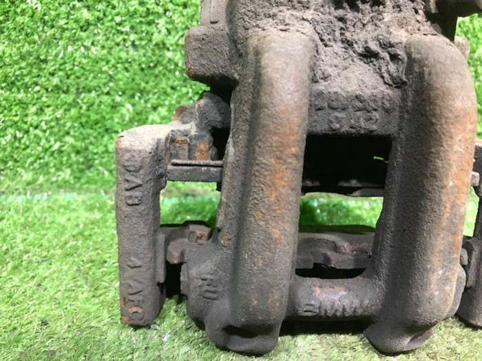 Суппорт тормозной задний левый BMW 3er F30 (2011-2020)