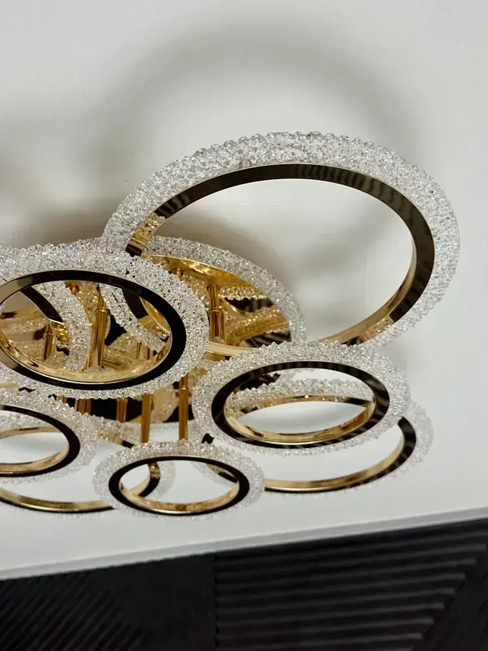 Люстра потолочная светодиодная с пультом, золотая, светильник