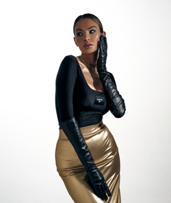 Боди-лонгслив с декольте из бифлекса shine