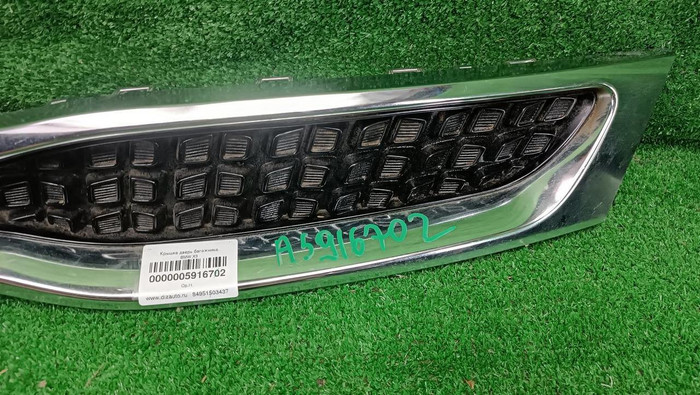 Решетка радиатора KIA Rio 4 X-Line (2017-2020)