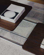 Журнальный столик Tarsel из закаленного стекла с подносом из орехового шпона