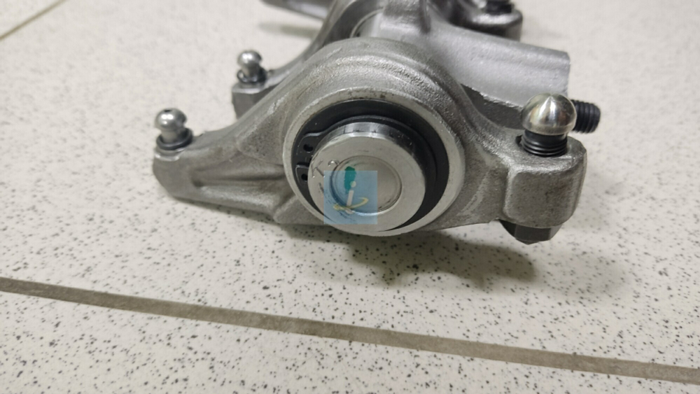 Ось с коромыслом и стойками ЯМЗ 536