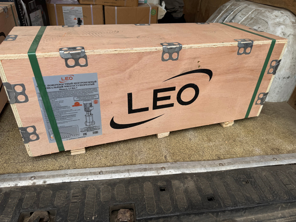 Насос повышения давления "LEO" LVR 4-7