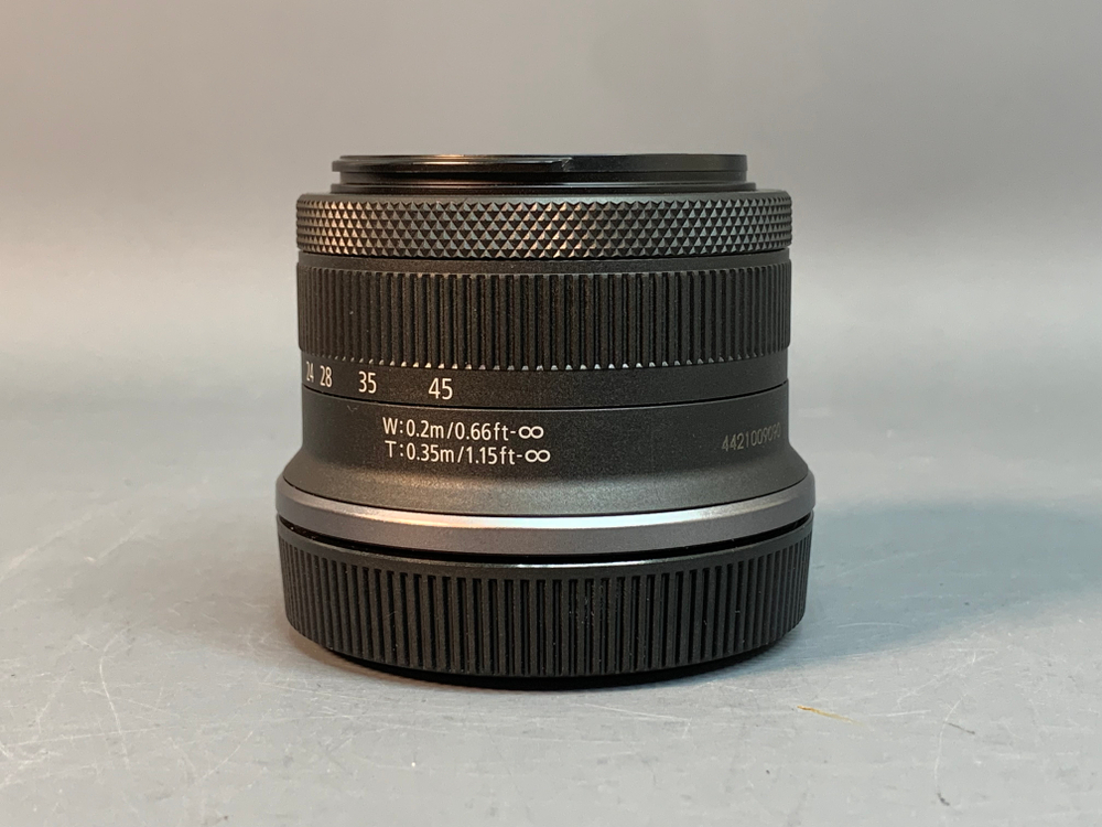 Canon EOS R10 Kit RF-S 18-45mm F4.5-6.3 IS STM 2.000 кадров