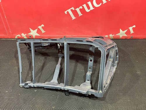 Центральная приборная панель