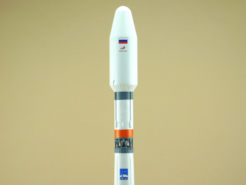 Модель Ракета-Носитель Союз Космические аппараты (М1:100)
