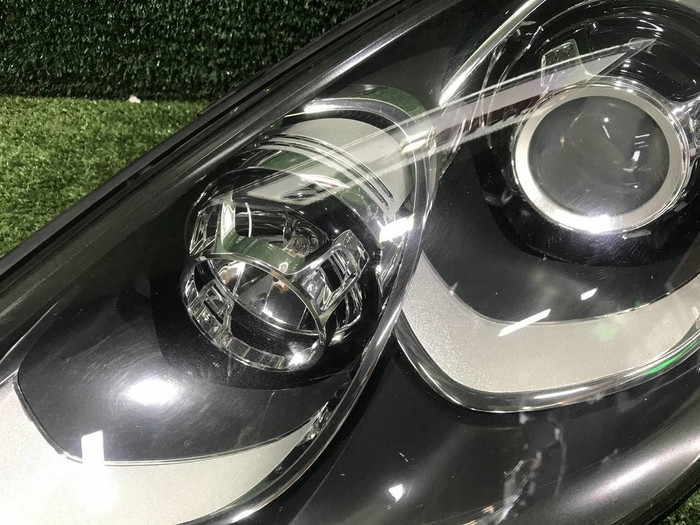 Фара левая Porsche Cayenne 2 958 (2014-2018) ксенон