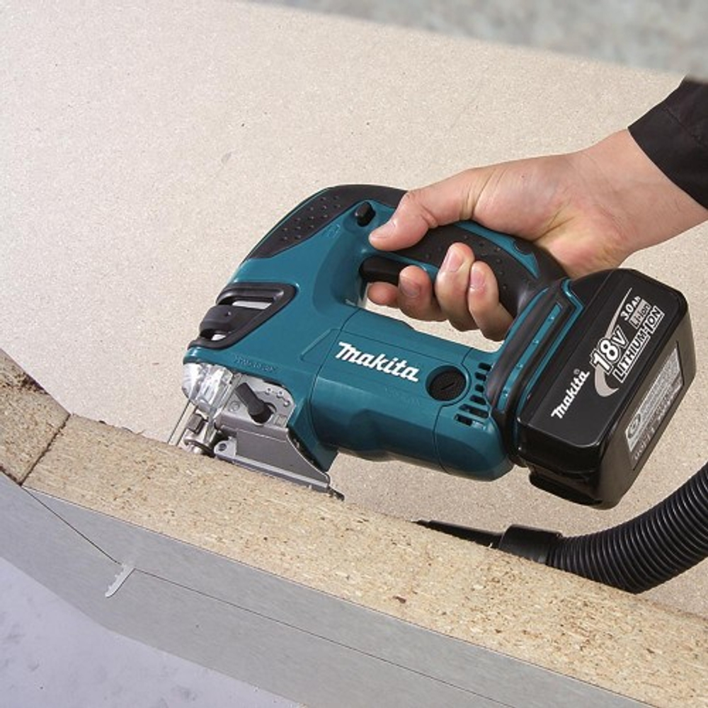 Аккумуляторный лобзик MAKITA DJV 180 Z без АКБ и ЗУ DJV180Z