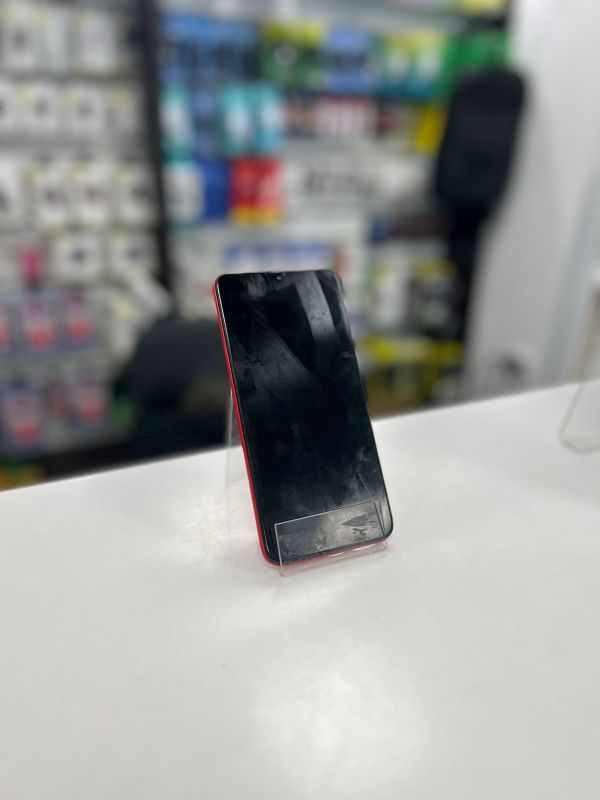 Смартфон Samsung Galaxy A10 (2019) 2/32Gb Red (SM-A105F) (Витринный)