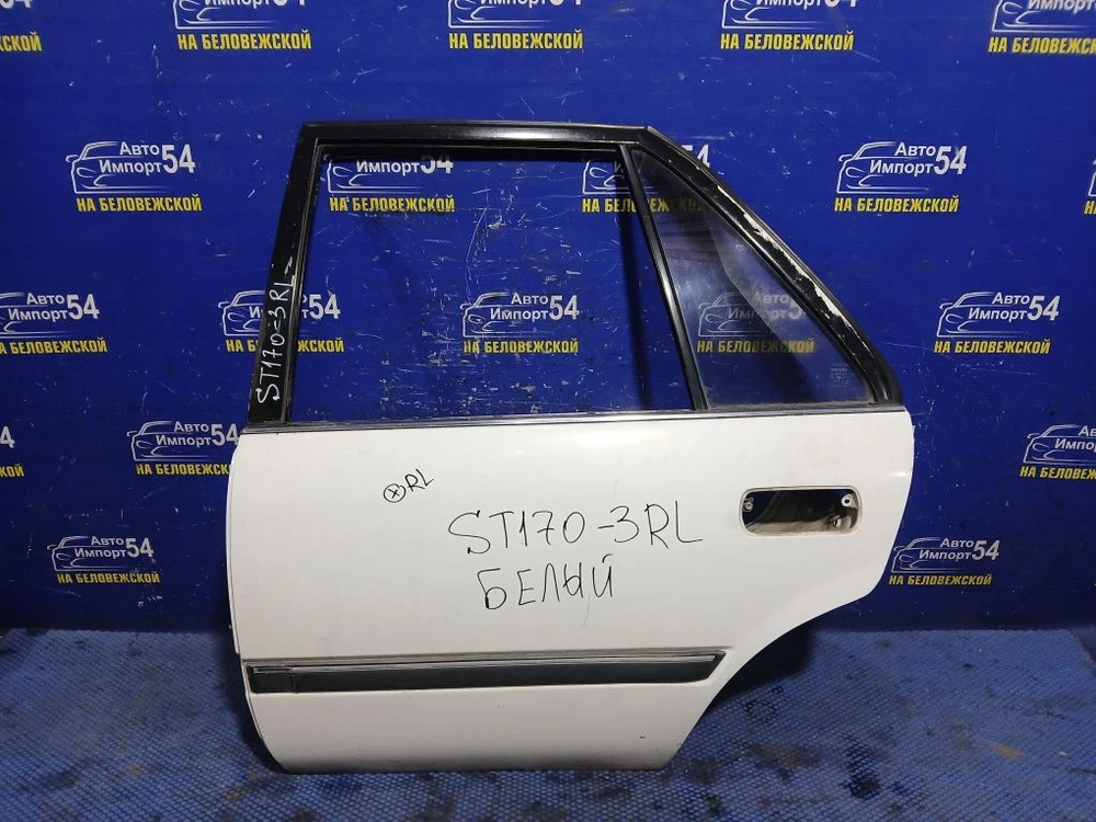 Дверь задняя левая TOYOTA CORONA 1990