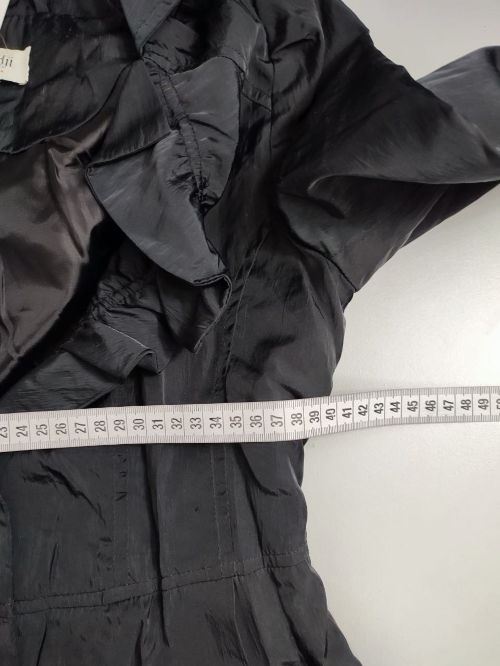 Плащ Oodji с оборками 42 размер