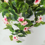 Искусственные цветы Герань ампельная розово-малиновая в настенном кашпо