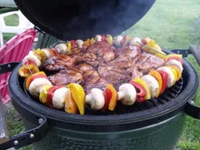 Керамический гриль Big Green Egg 2XL (самый большой), 73 см, с ножками