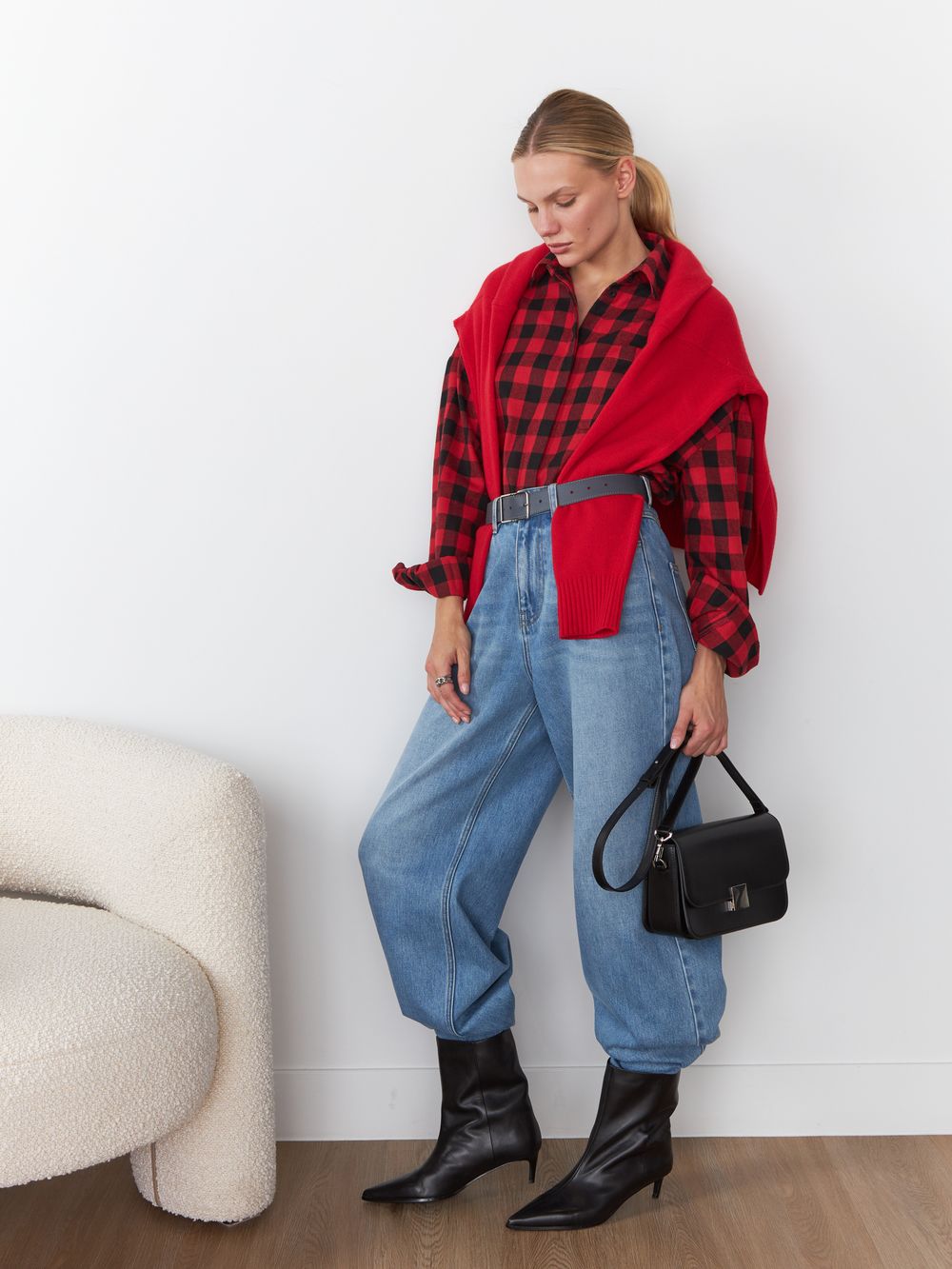 БАЗОВЫЙ РЕМЕНЬ С ПРЯМОУГОЛЬНОЙ ПРЯЖКОЙ GRAPHITE