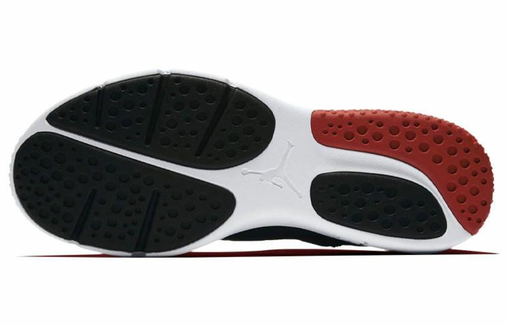 Кроссовки Jordan Trainer Essential