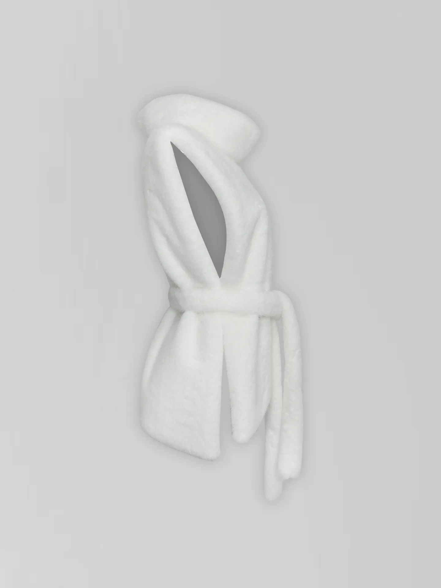 Жилетка Анжелика однотонная меховая с высоким горлом и поясом